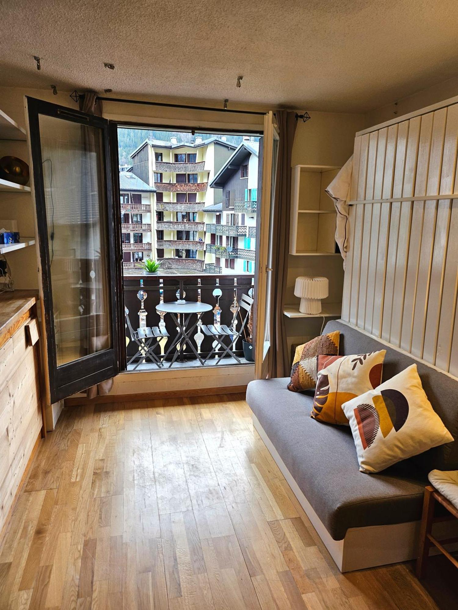 Cozy Chamonix Ski Studio With Mountain Views Exterior foto